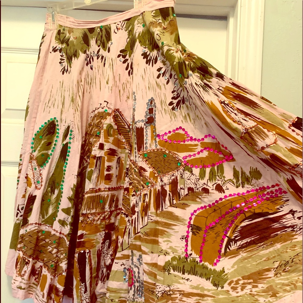 A line pink skirt with beautiful scenery one size